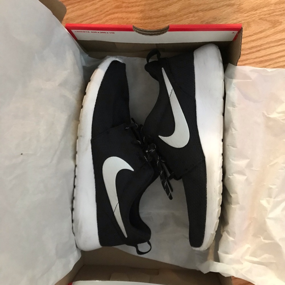 Roshe Runs